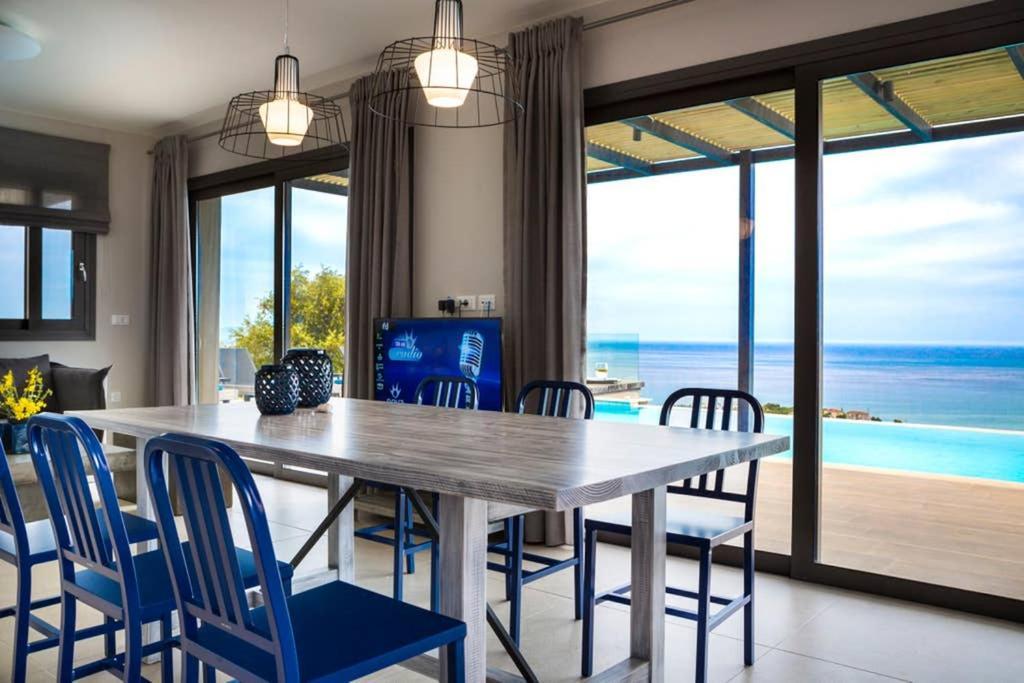 Livathos  New Villa Blue With Private Pool At Trapezaki מראה חיצוני תמונה